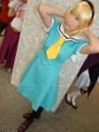 Rating: s Tags: blonde_hair cosplay hairband higurashi_no_naku_koro_ni houjou_satoko photo red_eyes school_uniform serafuku tamura_akira
